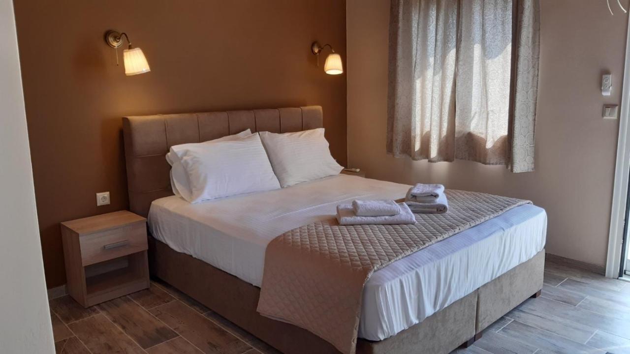 Room Near The Airport Pikérmi Kültér fotó
